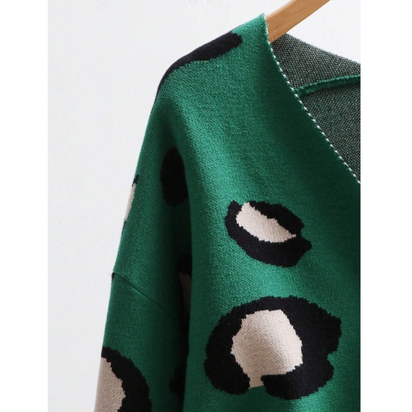Green Beige Animal Print Button Down V-Neck Knit Cardigan - Picture 5 of 8